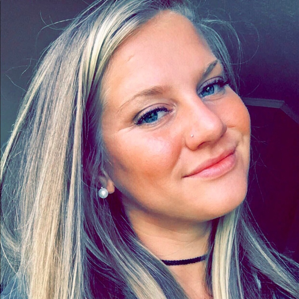 Meet your Posher, Andi